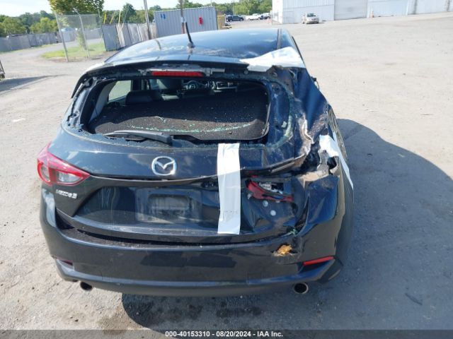 Photo 5 VIN: 3MZBN1L30JM233894 - MAZDA MAZDA3 