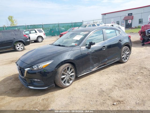 Photo 1 VIN: 3MZBN1L30JM257015 - MAZDA MAZDA3 