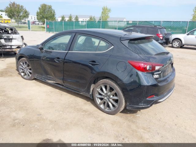 Photo 2 VIN: 3MZBN1L30JM257015 - MAZDA MAZDA3 