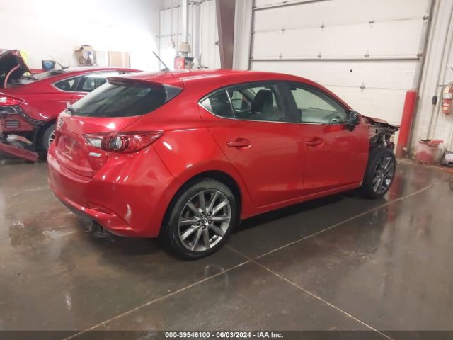 Photo 3 VIN: 3MZBN1L30JM257631 - MAZDA MAZDA3 