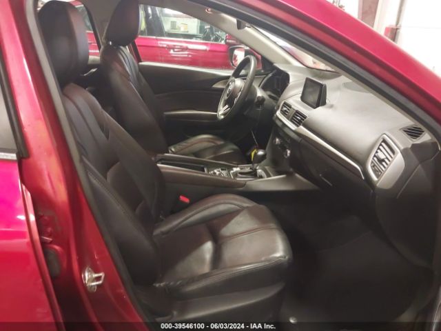 Photo 4 VIN: 3MZBN1L30JM257631 - MAZDA MAZDA3 