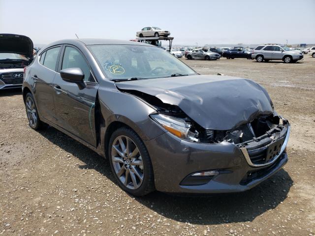 Photo 0 VIN: 3MZBN1L30JM272890 - MAZDA 3 