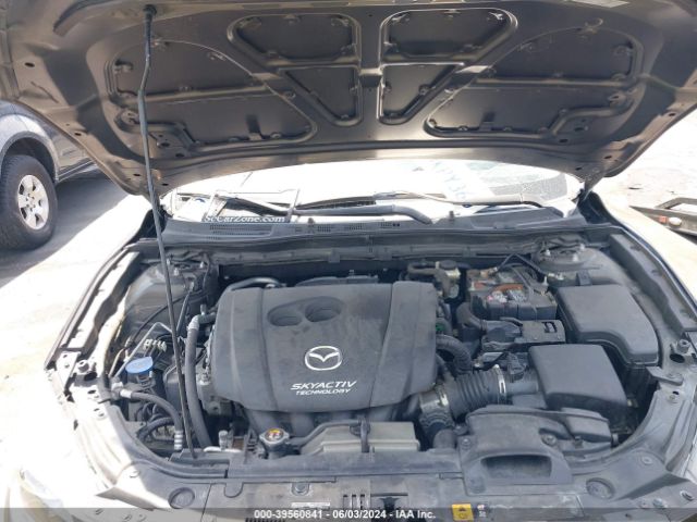 Photo 9 VIN: 3MZBN1L31JM184883 - MAZDA MAZDA3 