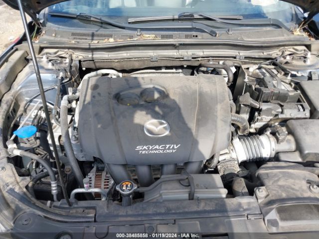 Photo 9 VIN: 3MZBN1L31JM204825 - MAZDA MAZDA3 