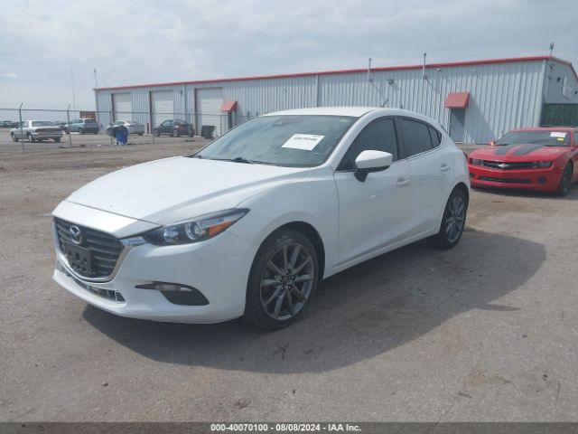 Photo 1 VIN: 3MZBN1L31JM270288 - MAZDA MAZDA3 