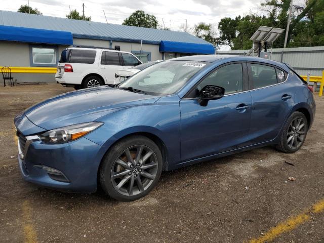 Photo 0 VIN: 3MZBN1L31JM275233 - MAZDA 3 