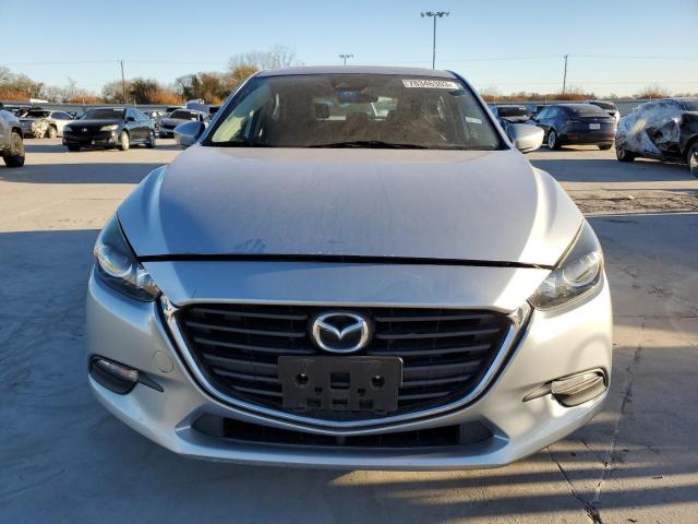 Photo 4 VIN: 3MZBN1L32JM256139 - MAZDA 3 