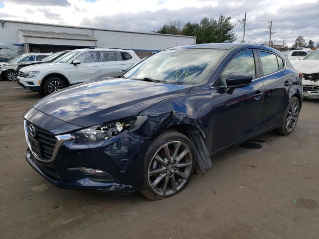 Photo 1 VIN: 3MZBN1L33JM268235 - MAZDA 3 