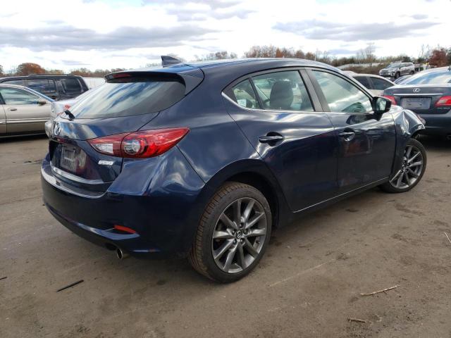 Photo 3 VIN: 3MZBN1L33JM268235 - MAZDA 3 