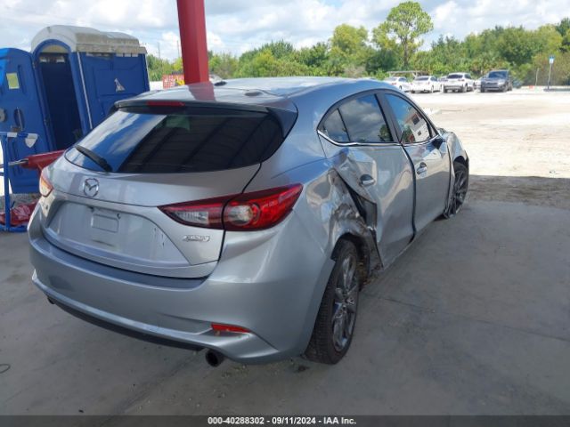 Photo 3 VIN: 3MZBN1L35JM221238 - MAZDA MAZDA3 