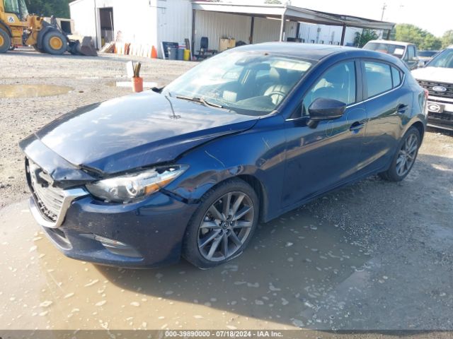 Photo 1 VIN: 3MZBN1L36JM211494 - MAZDA MAZDA3 