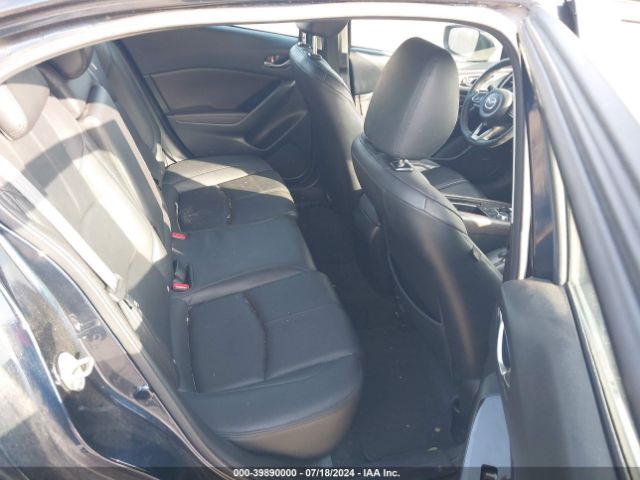 Photo 7 VIN: 3MZBN1L36JM211494 - MAZDA MAZDA3 