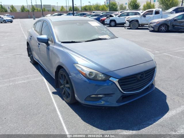 Photo 0 VIN: 3MZBN1L36JM263806 - MAZDA MAZDA3 