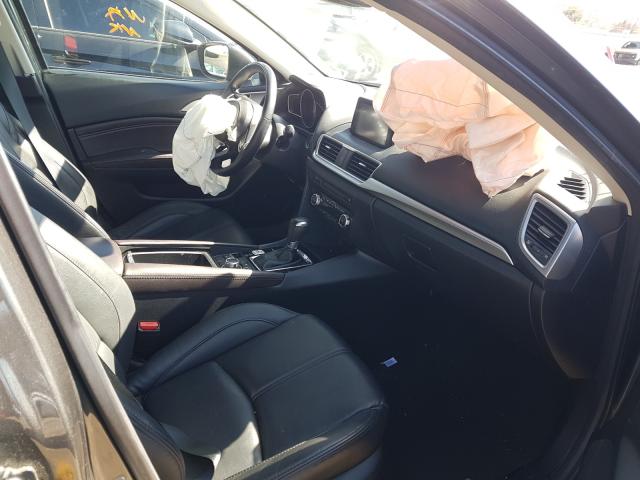 Photo 4 VIN: 3MZBN1L36JM268861 - MAZDA 3 