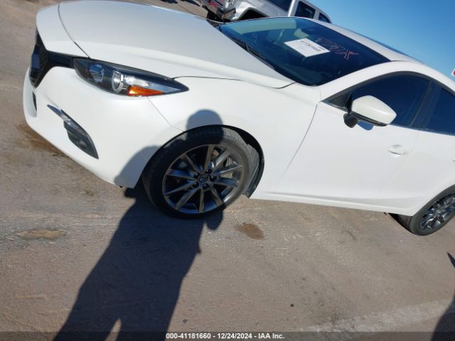 Photo 5 VIN: 3MZBN1L37JM224299 - MAZDA MAZDA3 