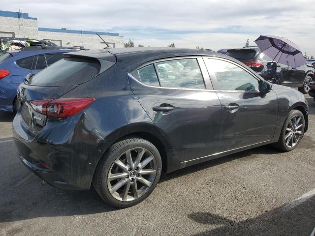 Photo 2 VIN: 3MZBN1L37JM224593 - MAZDA 3 