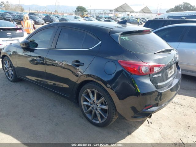 Photo 2 VIN: 3MZBN1L37JM252247 - MAZDA MAZDA3 