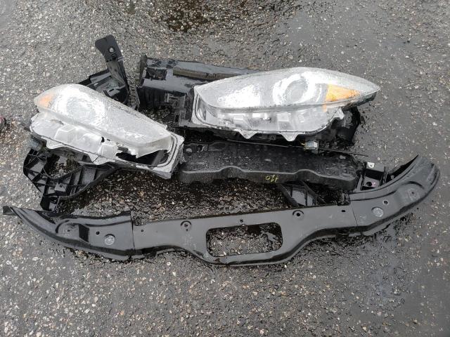 Photo 11 VIN: 3MZBN1L37JM268626 - MAZDA 3 