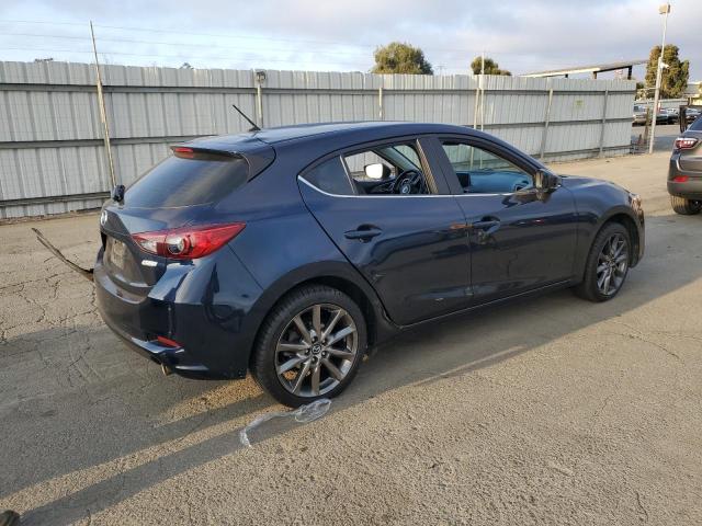 Photo 2 VIN: 3MZBN1L38JM228622 - MAZDA 3 TOURING 