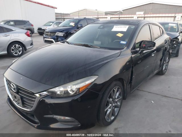 Photo 1 VIN: 3MZBN1L39JM190995 - MAZDA MAZDA3 