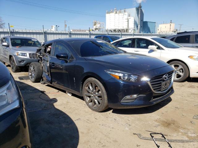 Photo 3 VIN: 3MZBN1L39JM193542 - MAZDA 3 