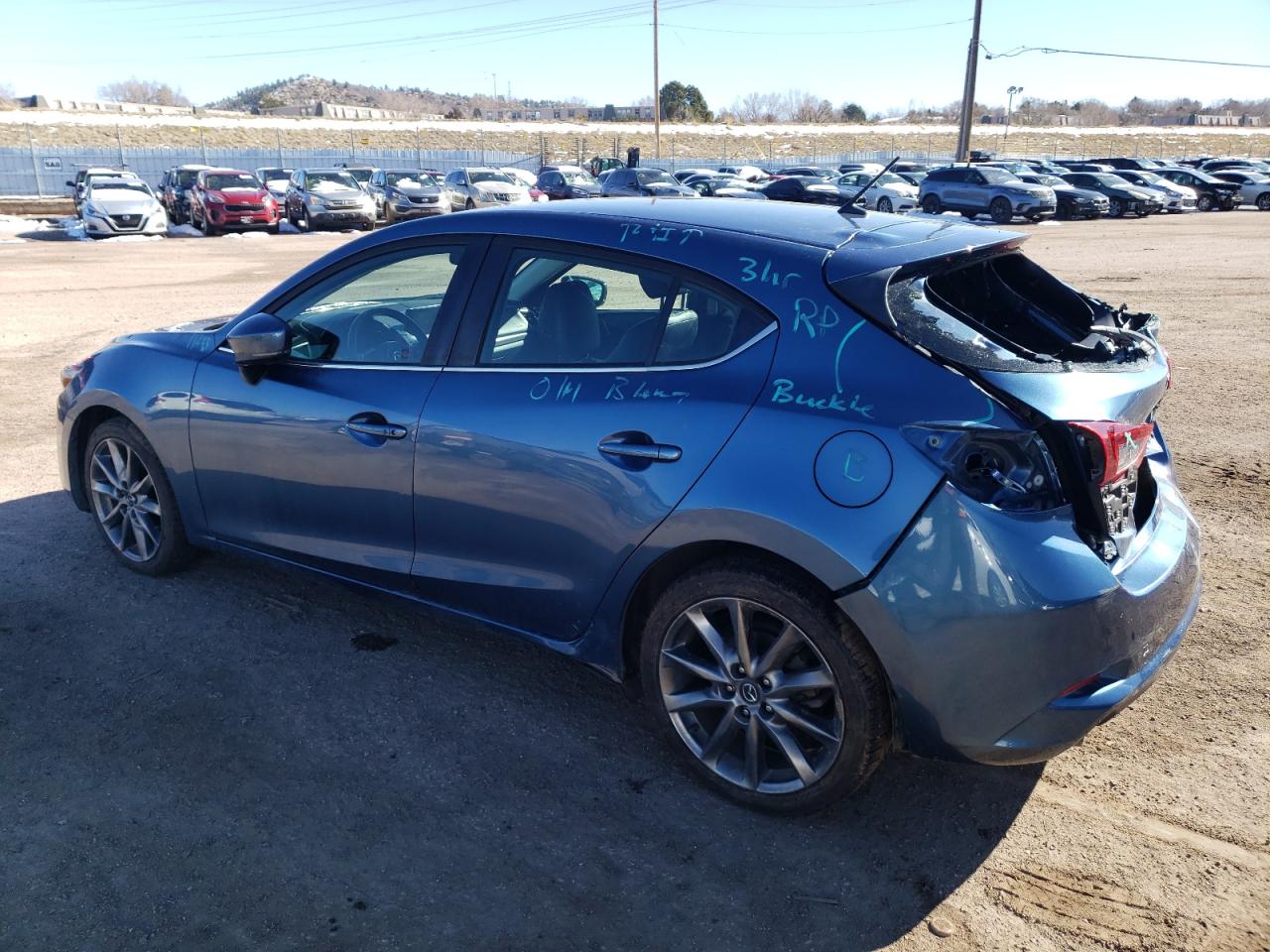 Photo 1 VIN: 3MZBN1L39JM211845 - MAZDA 3 