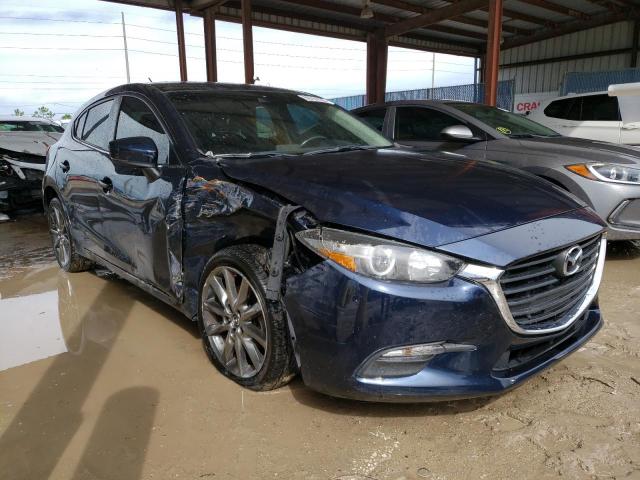 Photo 3 VIN: 3MZBN1L39JM237894 - MAZDA 3 