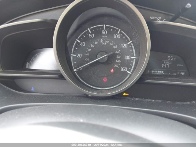 Photo 6 VIN: 3MZBN1L39JM266800 - MAZDA MAZDA3 