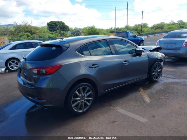 Photo 3 VIN: 3MZBN1L39JM270264 - MAZDA MAZDA3 