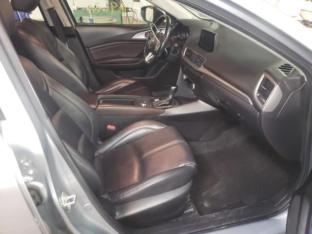 Photo 4 VIN: 3MZBN1L3XJM179598 - MAZDA 3 