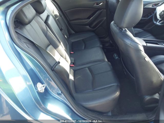 Photo 7 VIN: 3MZBN1L3XJM261671 - MAZDA MAZDA3 