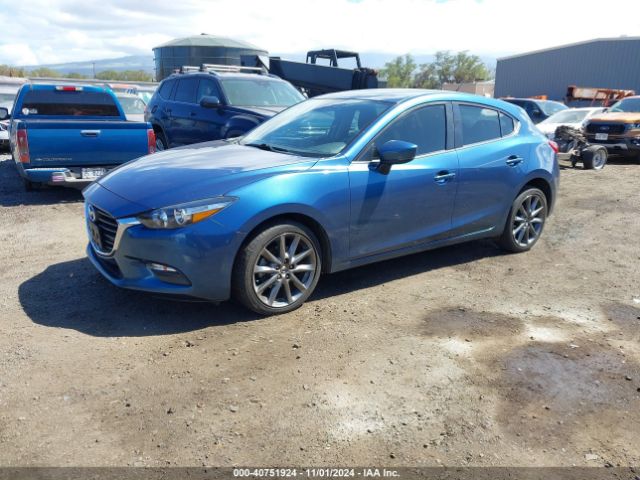 Photo 1 VIN: 3MZBN1L3XJM268572 - MAZDA MAZDA3 