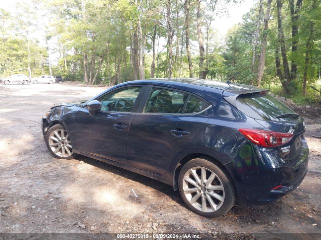 Photo 2 VIN: 3MZBN1L70HM133615 - MAZDA MAZDA3 