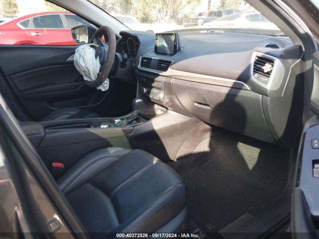 Photo 4 VIN: 3MZBN1L70HM154982 - MAZDA MAZDA3 