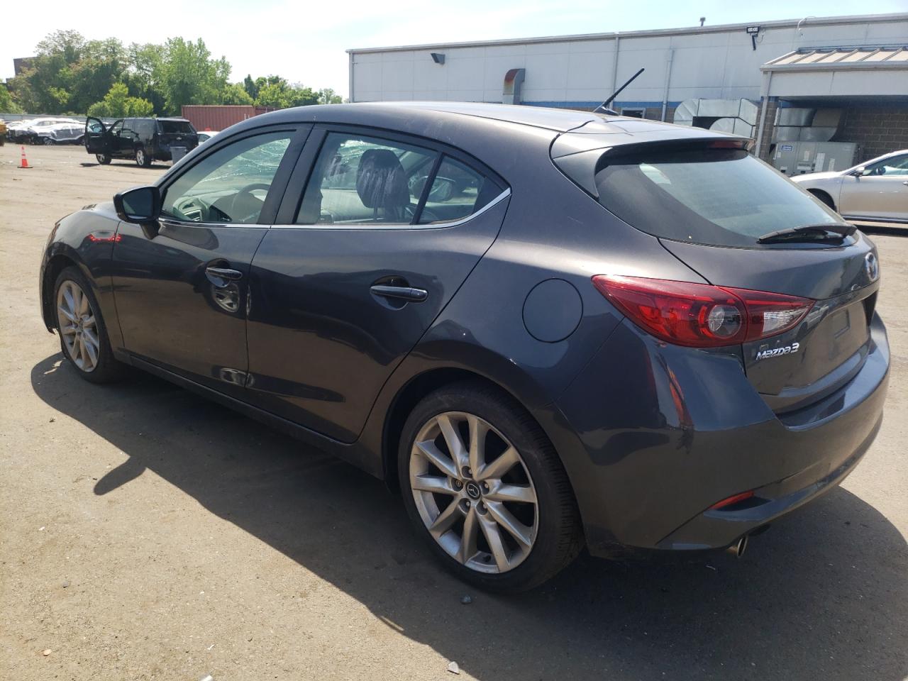 Photo 1 VIN: 3MZBN1L71HM118010 - MAZDA 3 