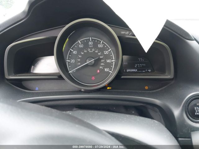 Photo 6 VIN: 3MZBN1L74HM118762 - MAZDA MAZDA3 