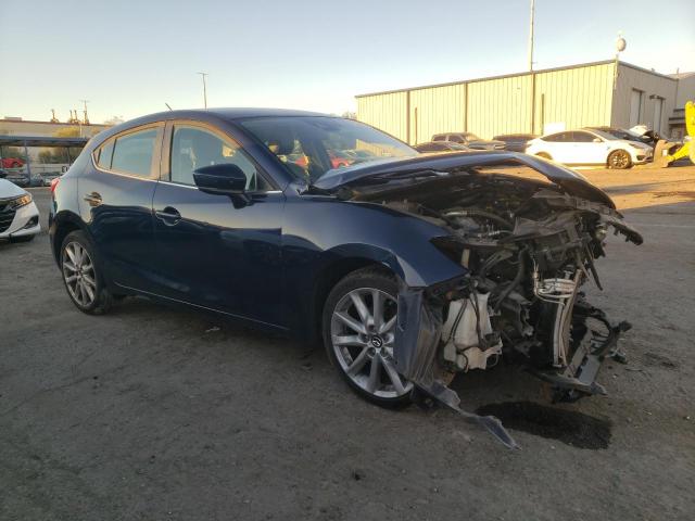 Photo 3 VIN: 3MZBN1L74HM148103 - MAZDA 3 