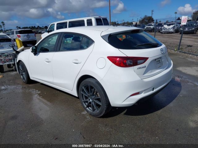 Photo 2 VIN: 3MZBN1L76HM121517 - MAZDA MAZDA3 