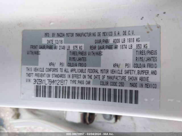 Photo 8 VIN: 3MZBN1L76HM121517 - MAZDA MAZDA3 