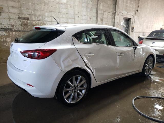 Photo 2 VIN: 3MZBN1L77HM107044 - MAZDA 3 