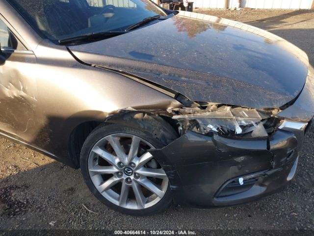 Photo 5 VIN: 3MZBN1L77HM117623 - MAZDA MAZDA3 