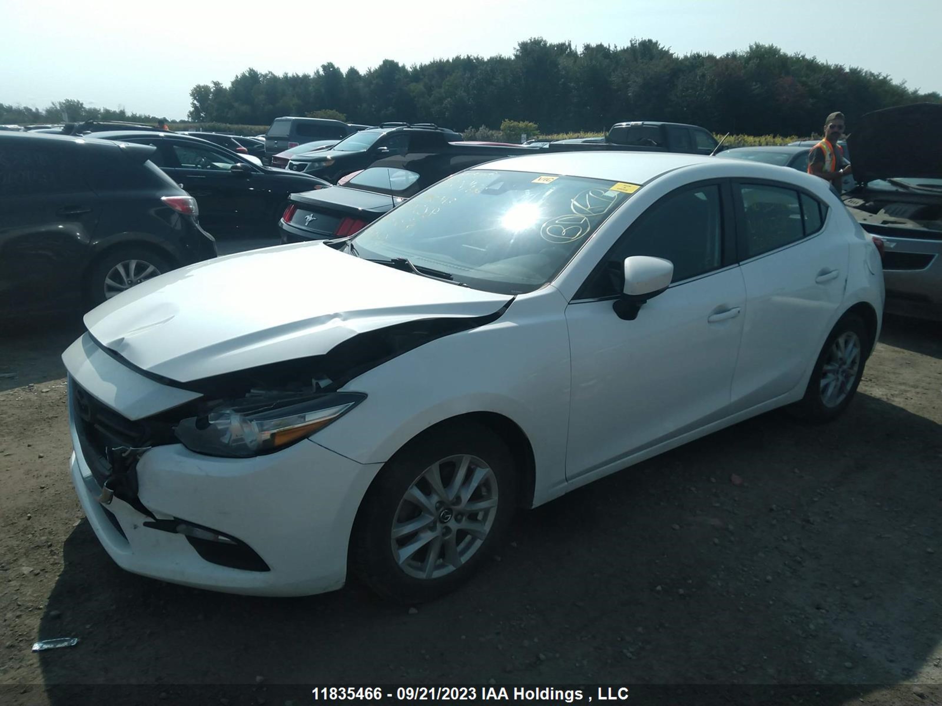 Photo 1 VIN: 3MZBN1L77HM145258 - MAZDA 3 