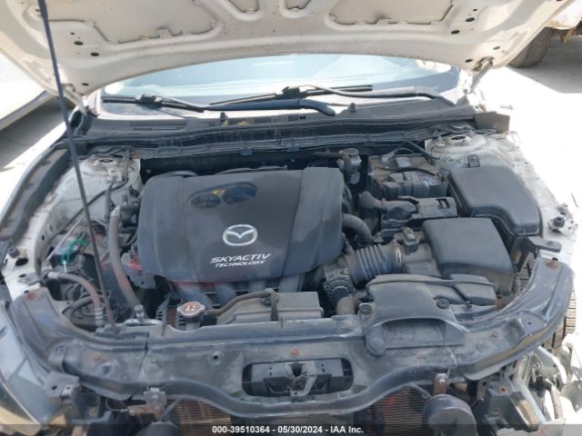 Photo 9 VIN: 3MZBN1L79JM232083 - MAZDA MAZDA3 