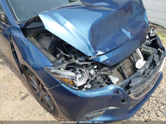 Photo 5 VIN: 3MZBN1M30JM268398 - MAZDA MAZDA3 