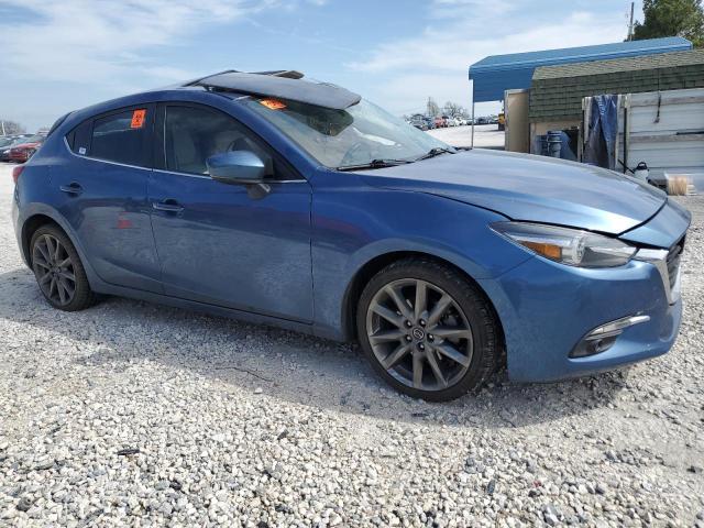 Photo 3 VIN: 3MZBN1M32JM164320 - MAZDA 3 