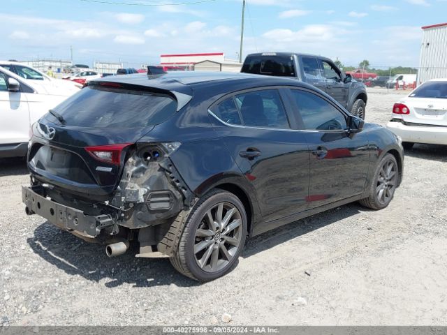 Photo 3 VIN: 3MZBN1M34JM188490 - MAZDA MAZDA3 