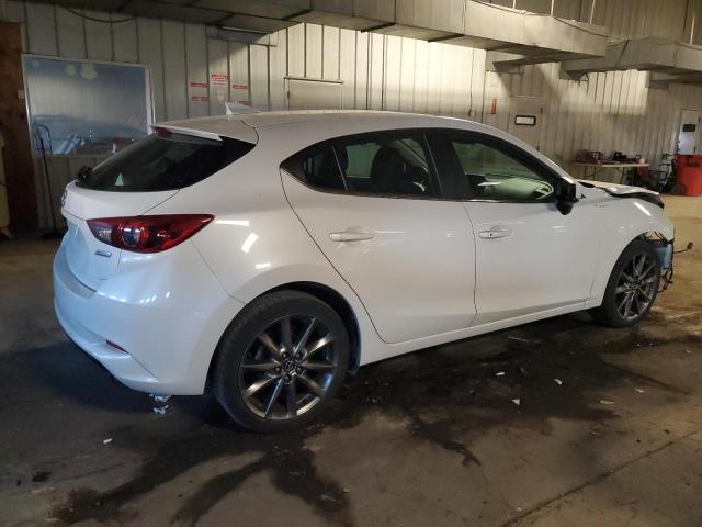 Photo 2 VIN: 3MZBN1M35JM266081 - MAZDA 3 