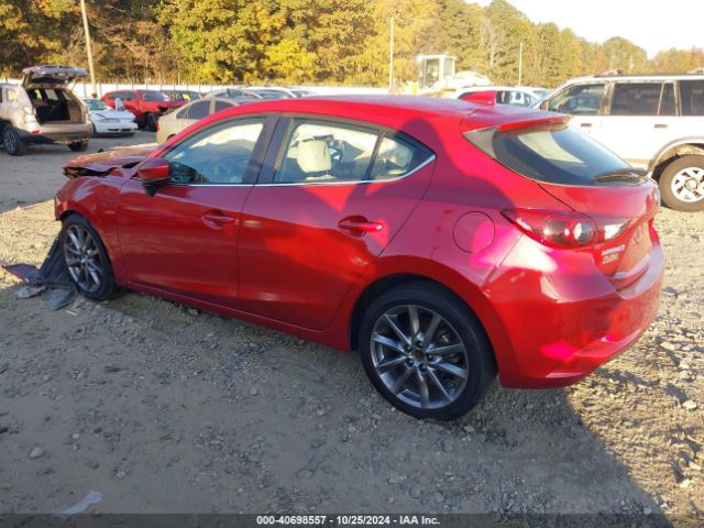 Photo 2 VIN: 3MZBN1M36JM250276 - MAZDA MAZDA3 