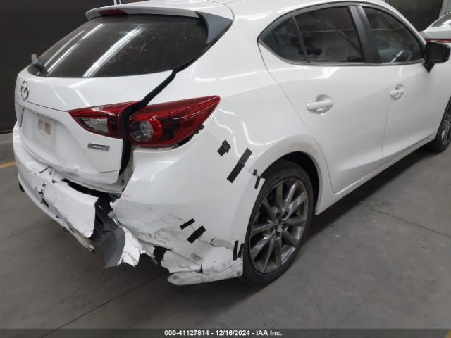 Photo 5 VIN: 3MZBN1M37JM165706 - MAZDA MAZDA3 