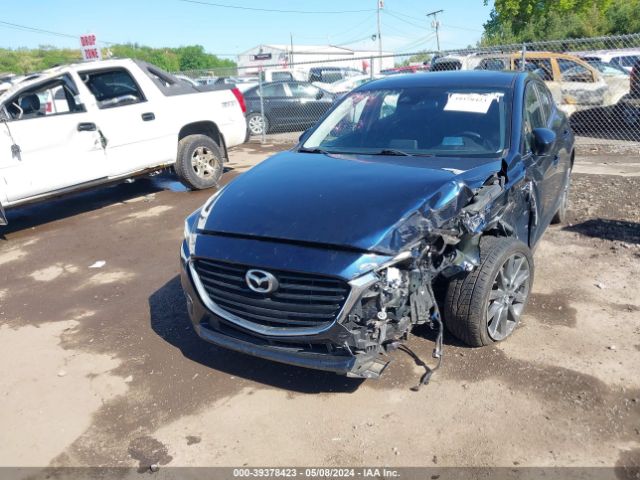 Photo 1 VIN: 3MZBN1M37JM182974 - MAZDA MAZDA3 